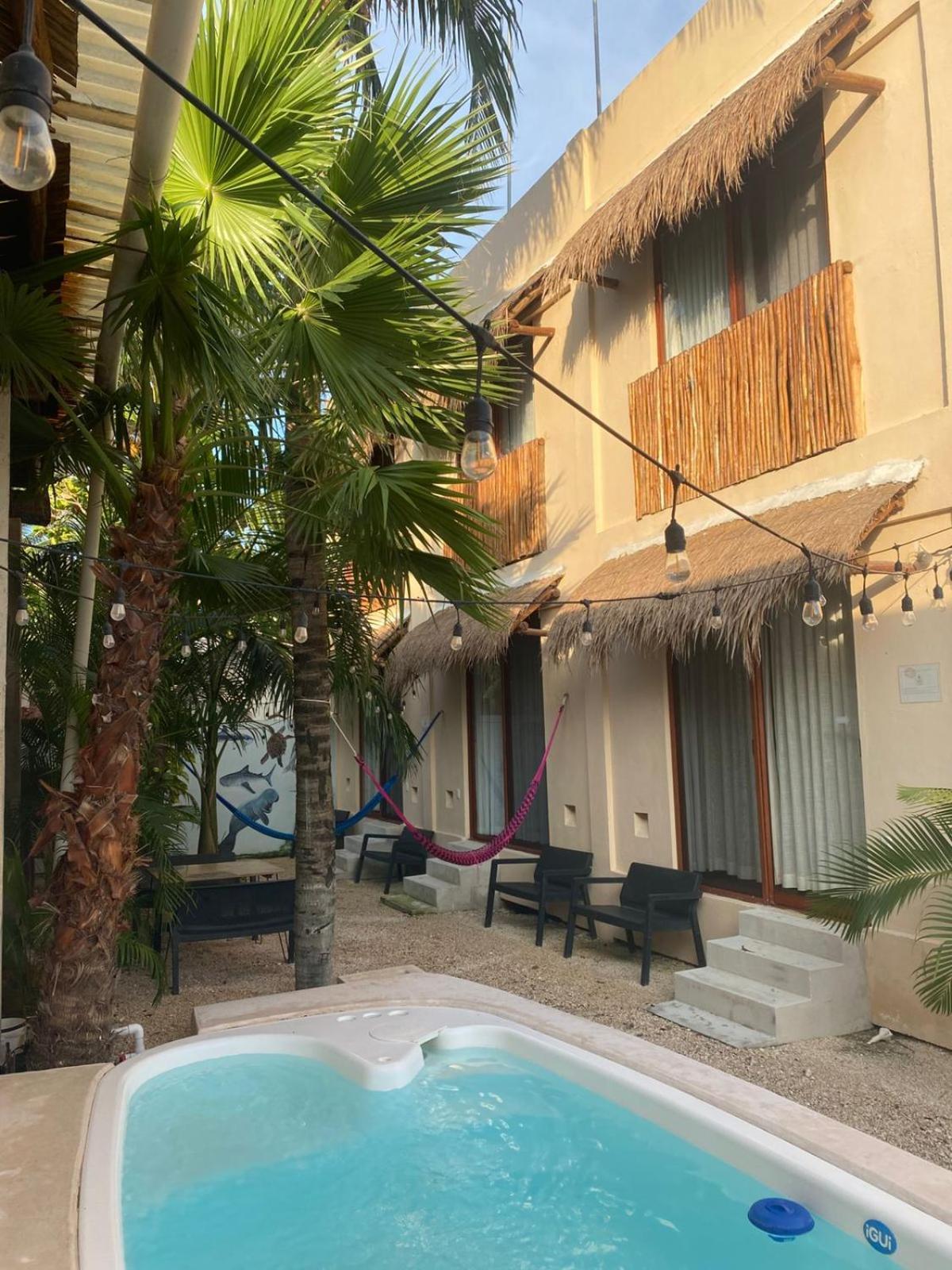 Suites Pelicano Holbox Exterior foto